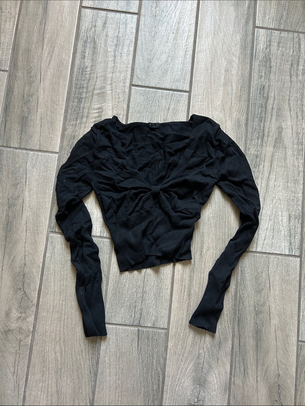 NBD Black Twist-Front Long-Sleeve Crop Top